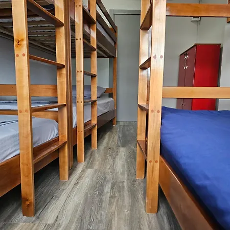 Traveler Rooftop Hostel *